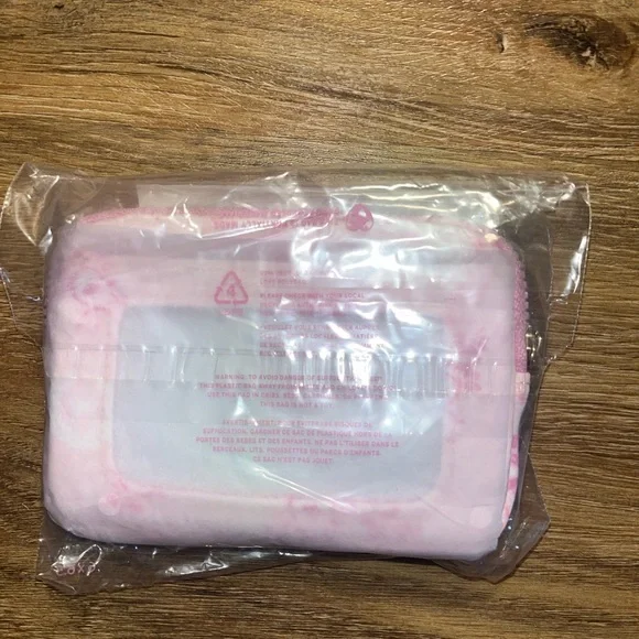 Loveshackfancy x Pink Floral Zip Card Case - Picture 4 of 4